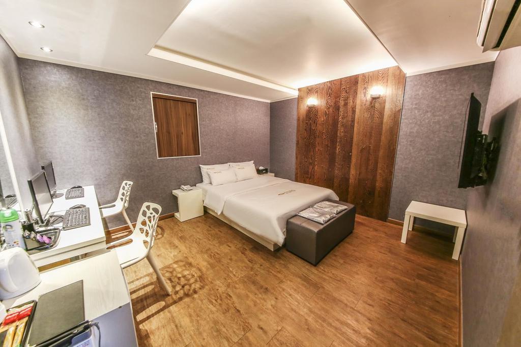 Richi Hotel Szuvon Kültér fotó