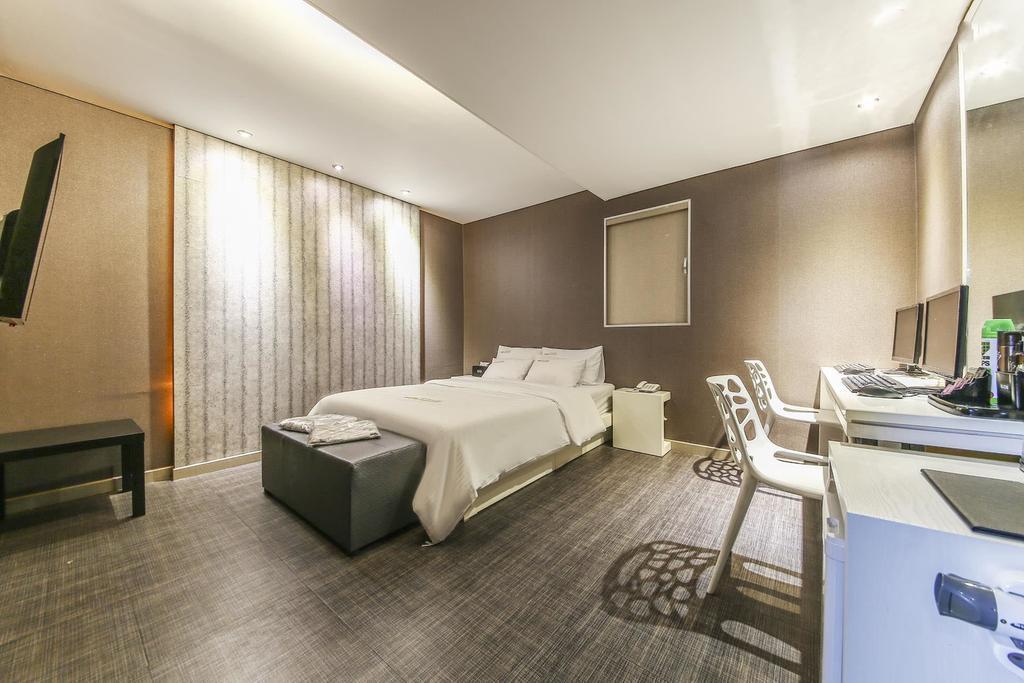 Richi Hotel Szuvon Kültér fotó